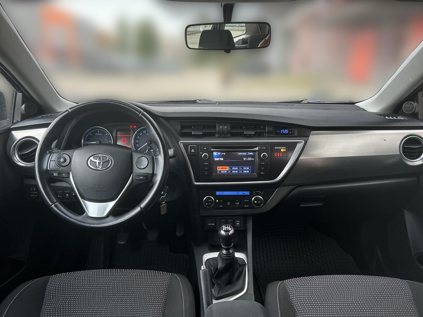 Toyota Auris