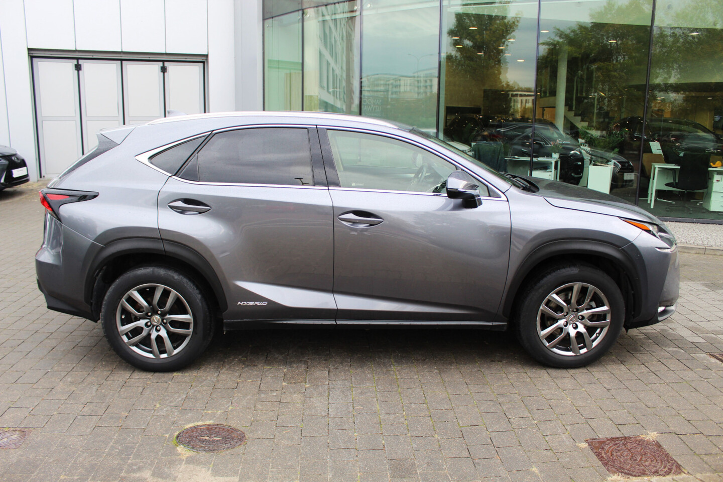 Lexus NX