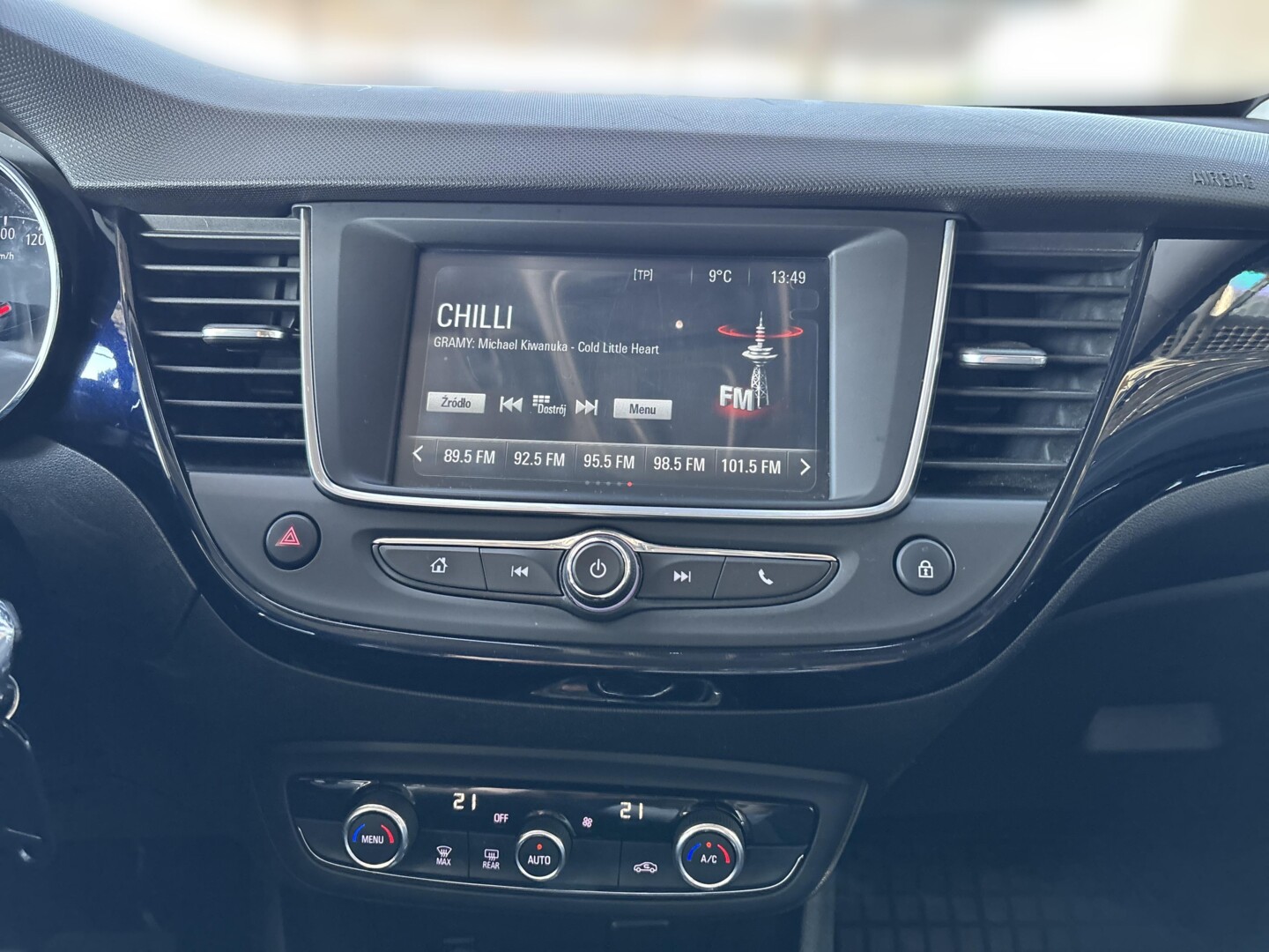 Opel Crossland X
