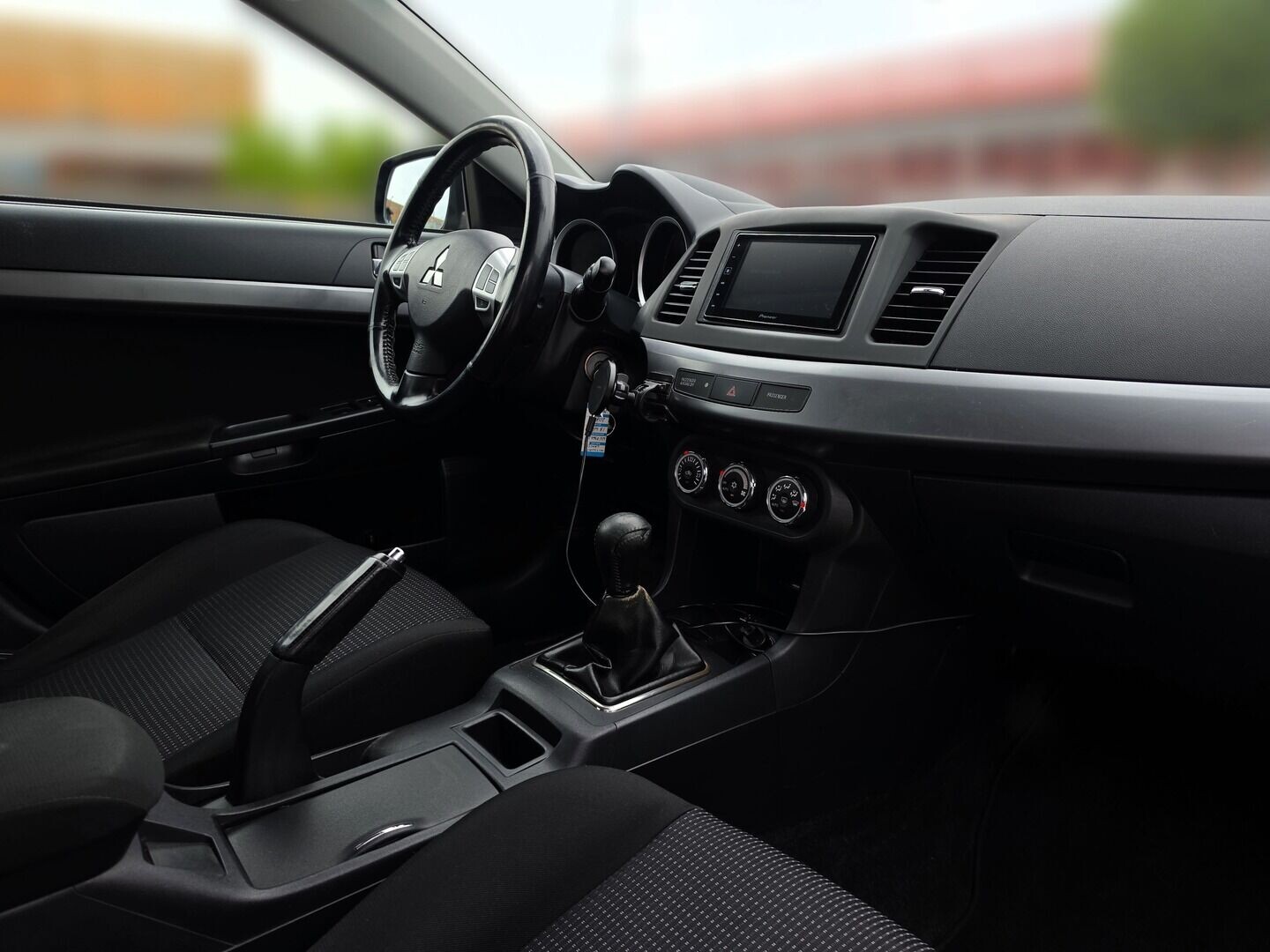 Mitsubishi Lancer