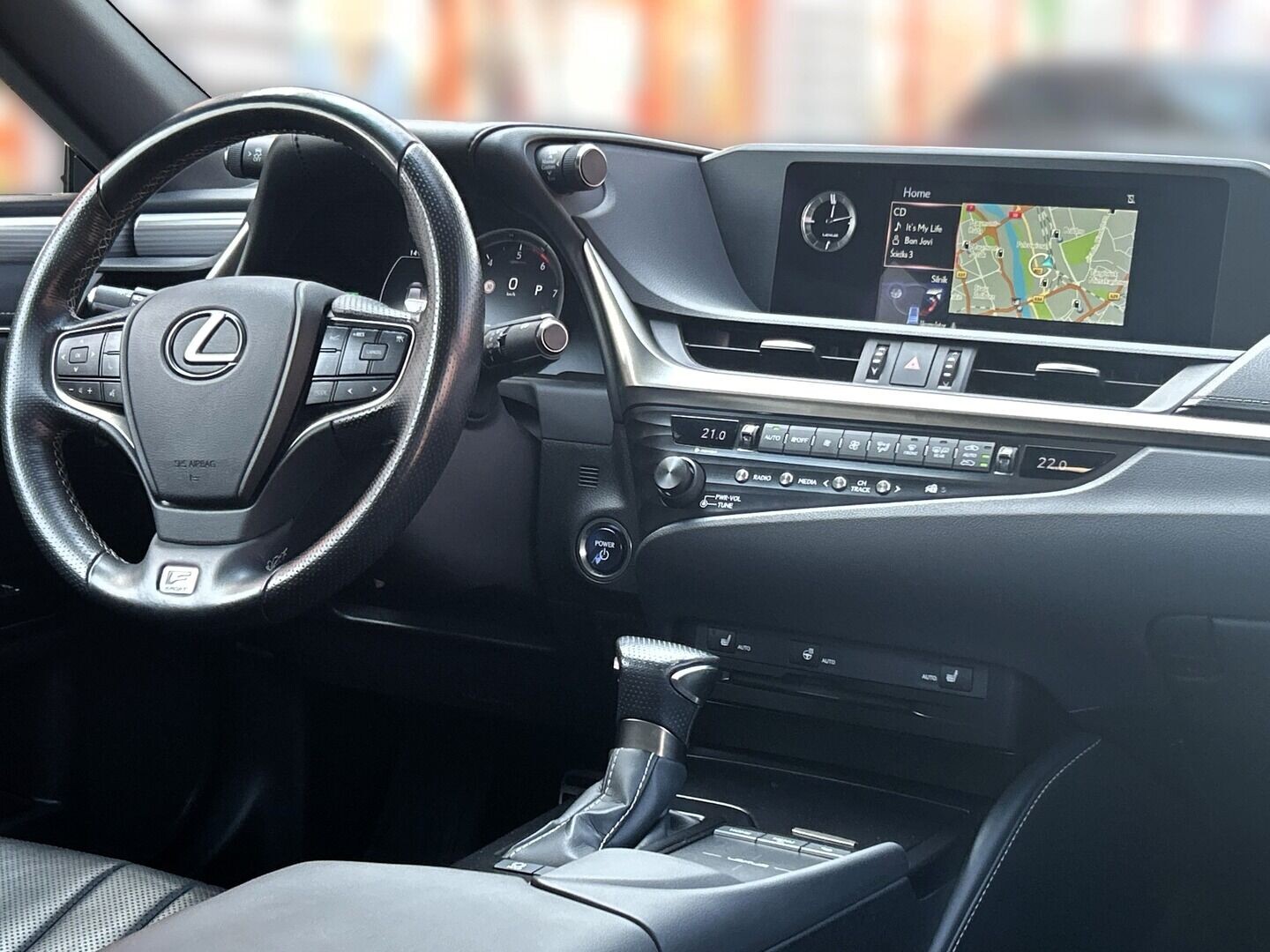 Lexus ES
