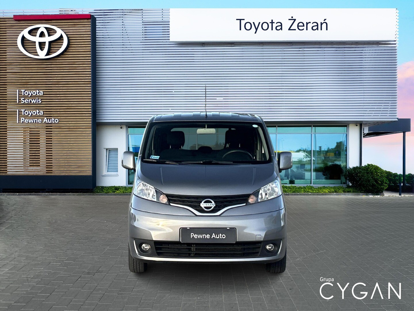 Nissan Inny