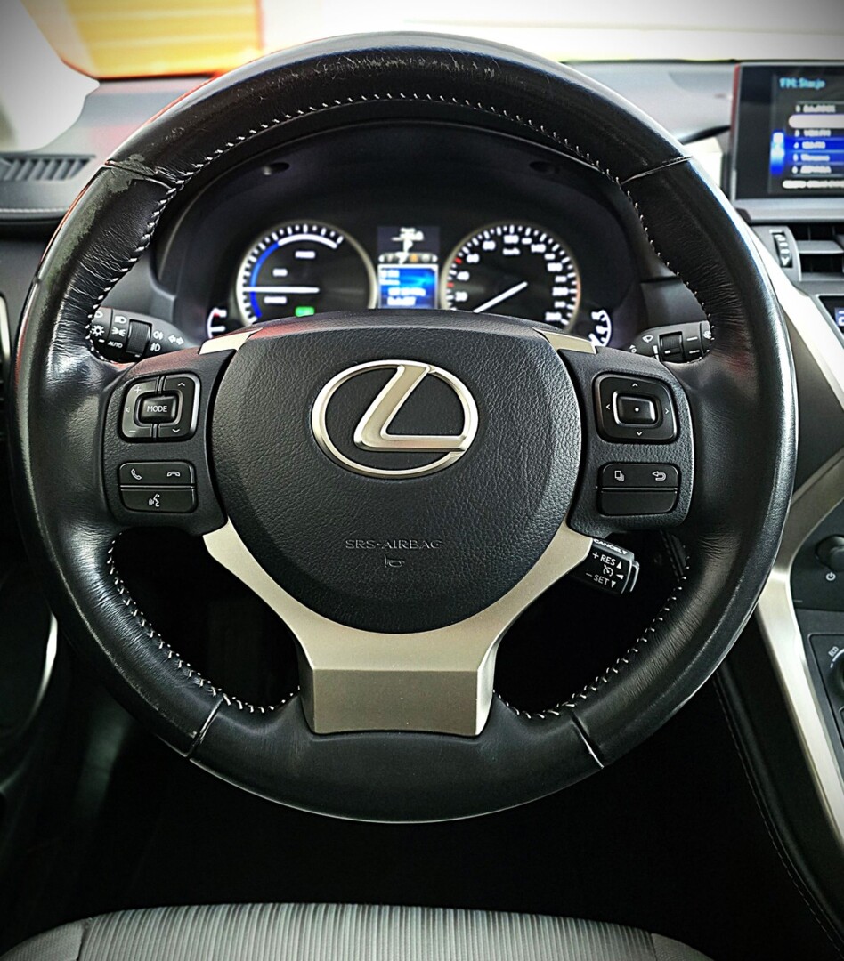 Lexus NX