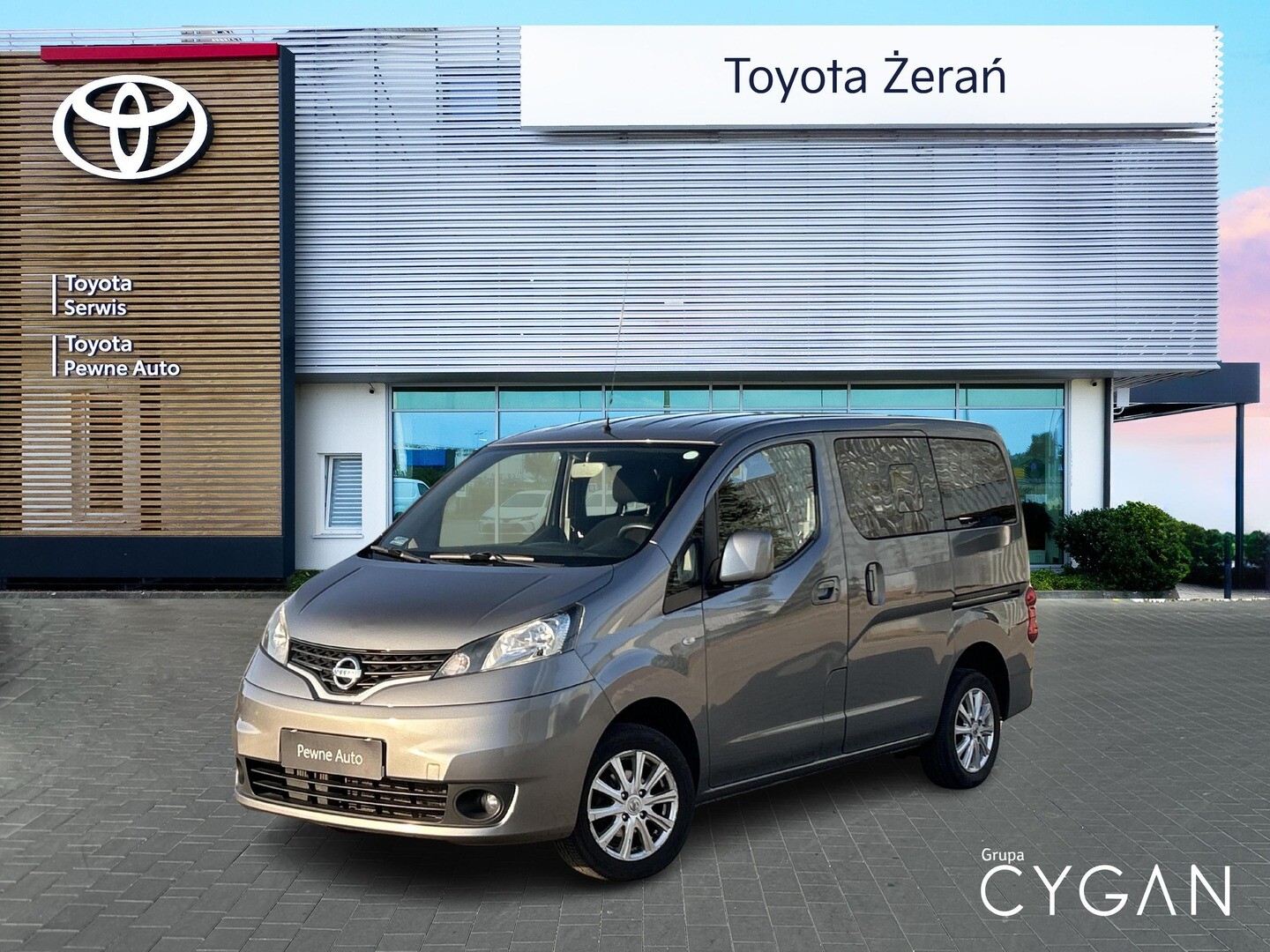 Nissan Inny