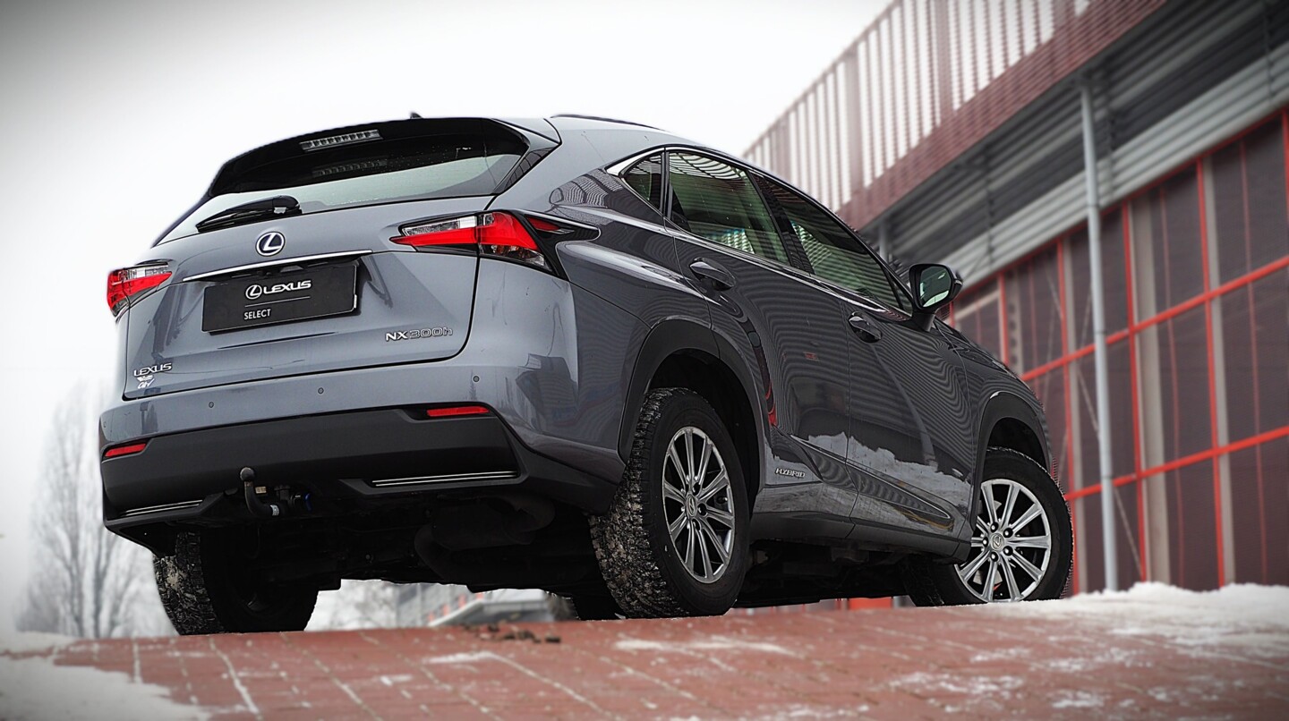 Lexus NX