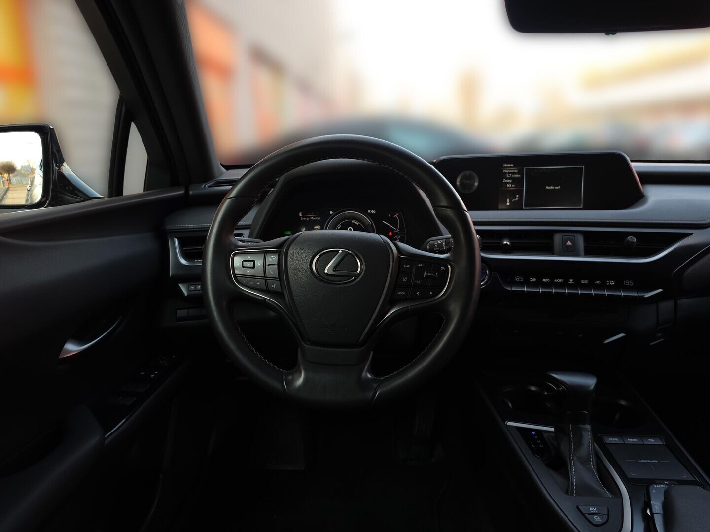 Lexus UX