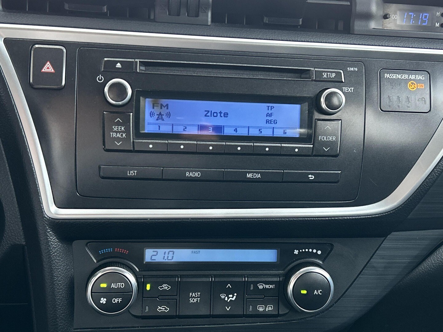 Toyota Auris