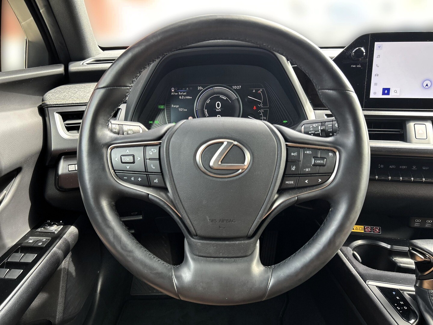Lexus UX