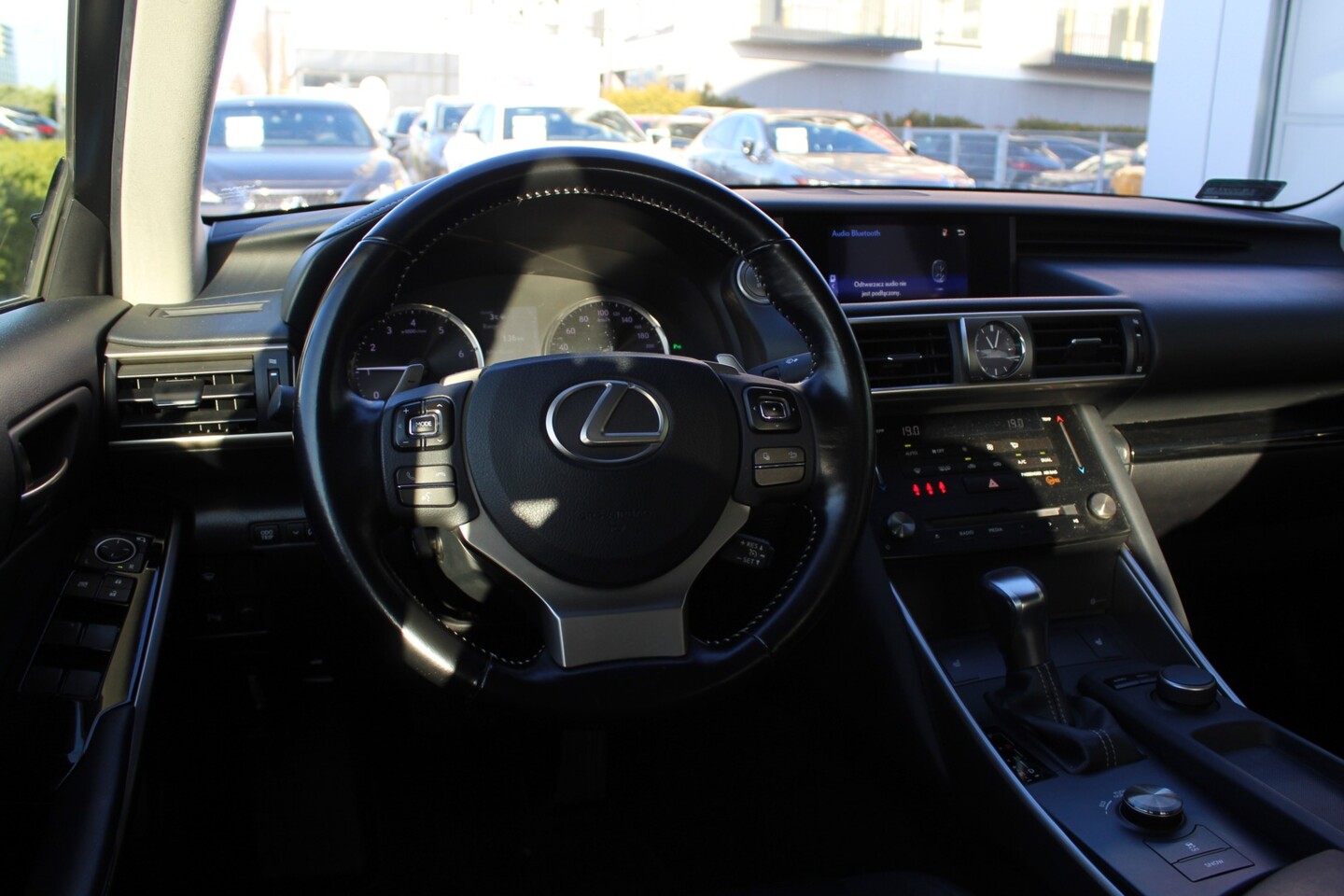 Lexus IS