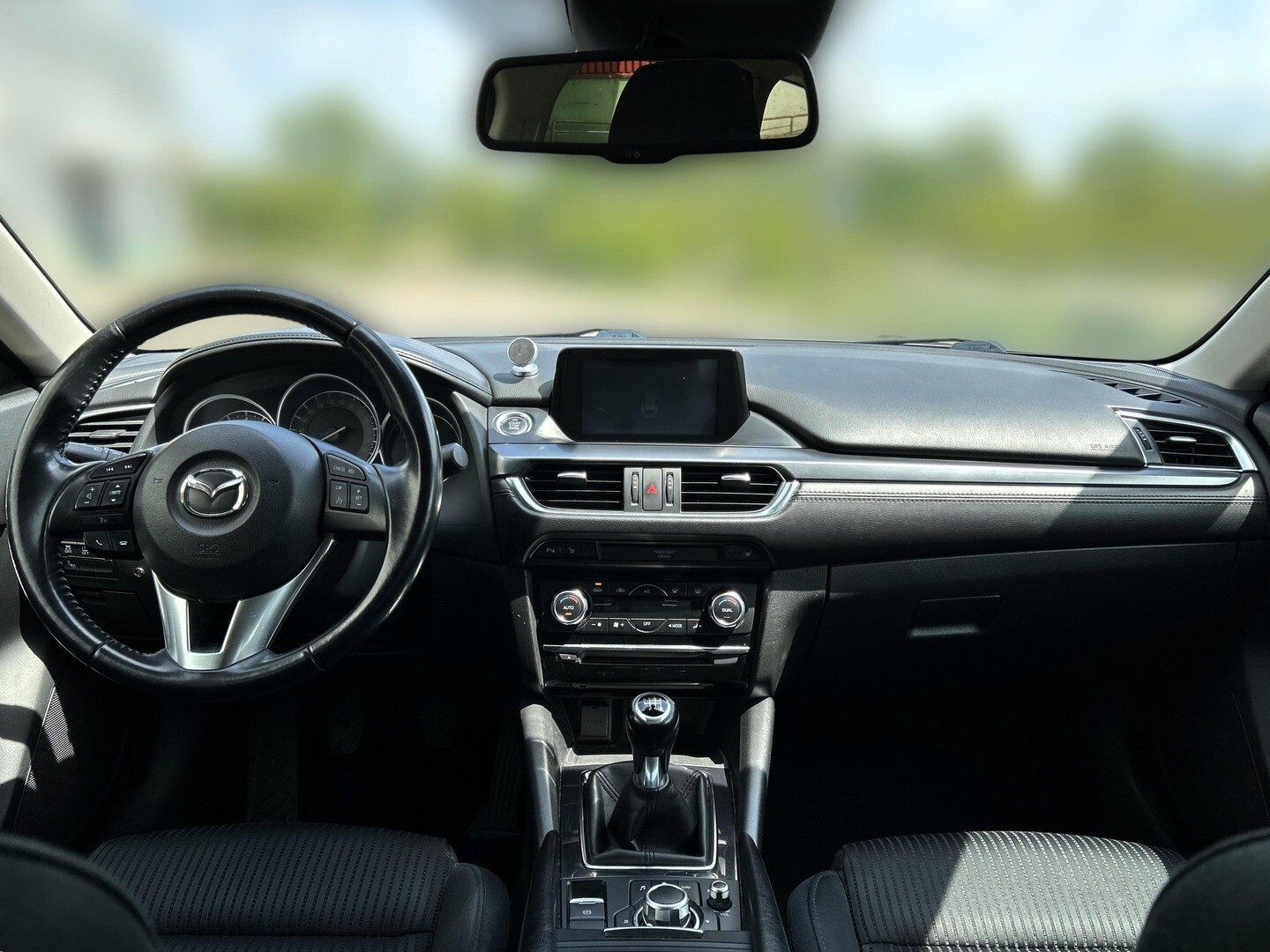 Mazda 6